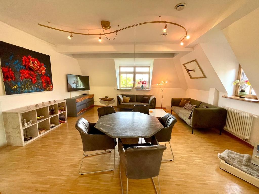 Fresh Look at From 76 Luxus Penthouse 100Qm Mit Sauna Whirlpool Terrasse Garage