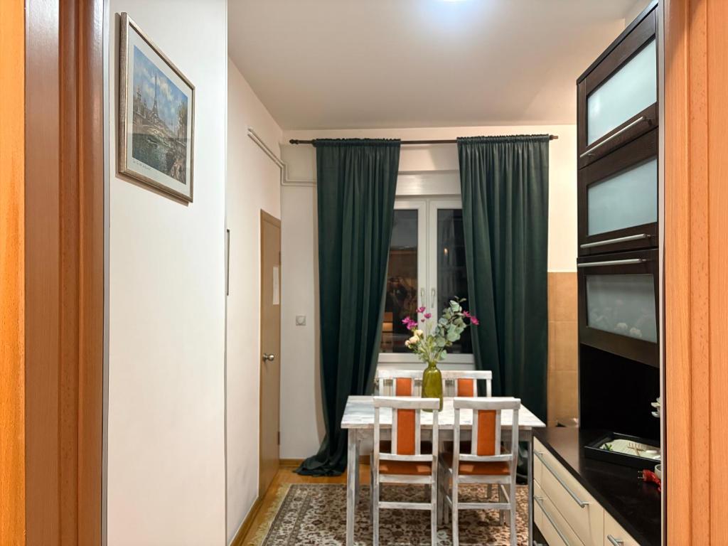 City Center Crown Apartment - 3