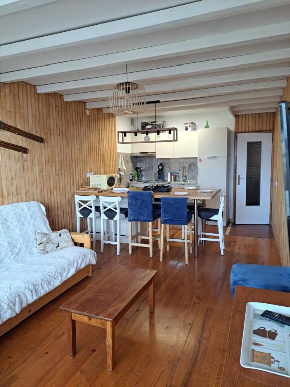 Logement 48m2- 2 chambres - 4