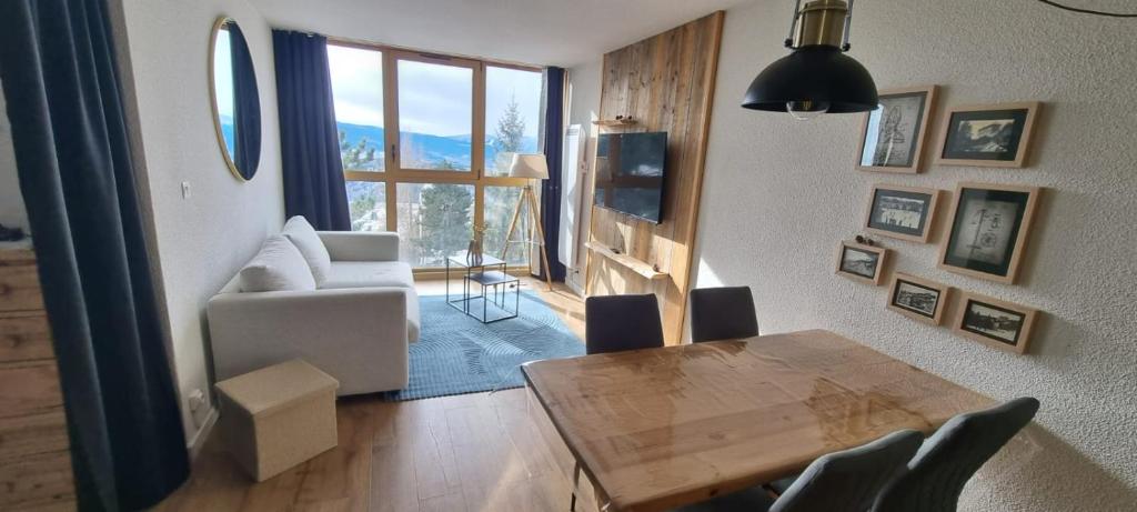 Studio cabine Cosy, vue sur montagnes avec garage - 1