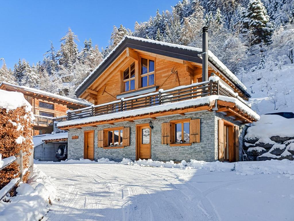 FeWo im Chalet Schneeflöckli - 2