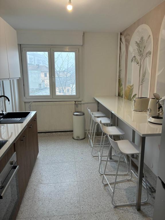 Appartement Porte Jeune - 3 Chambres Balcon Fibre Netflix - 3