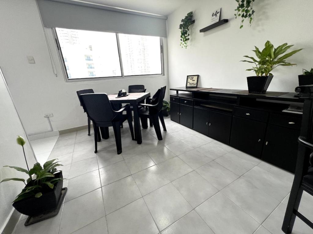 1401 Apartamento con AC, Piscina y Cerca Playa - 4