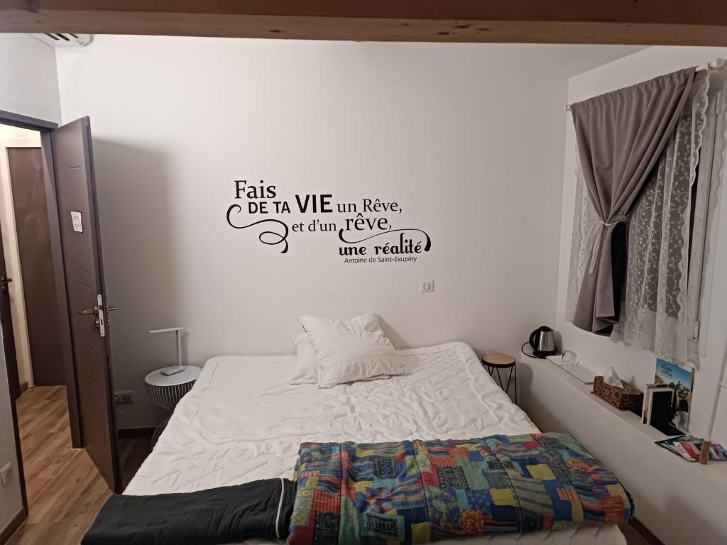 Alpinias Bed and Breakfast - 4