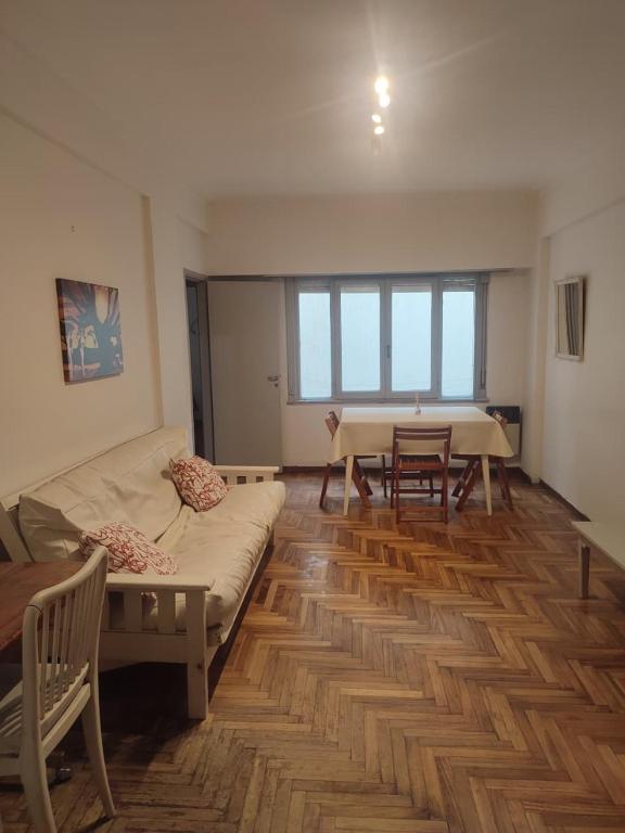 Departamento en excelente ubicación - 1