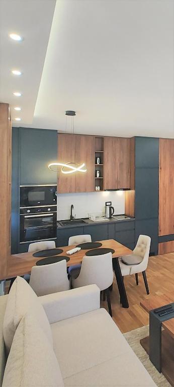 Diamond House - 1