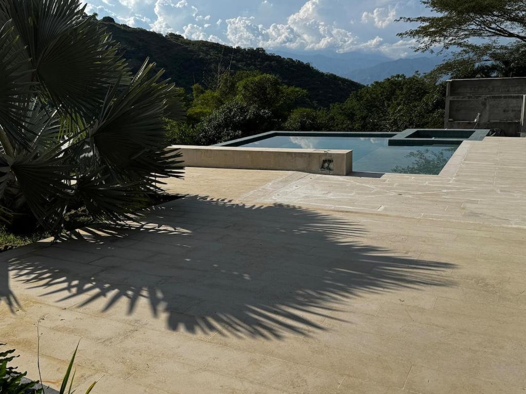 Luxury estate in San Jerónimo with infinity pool - 3