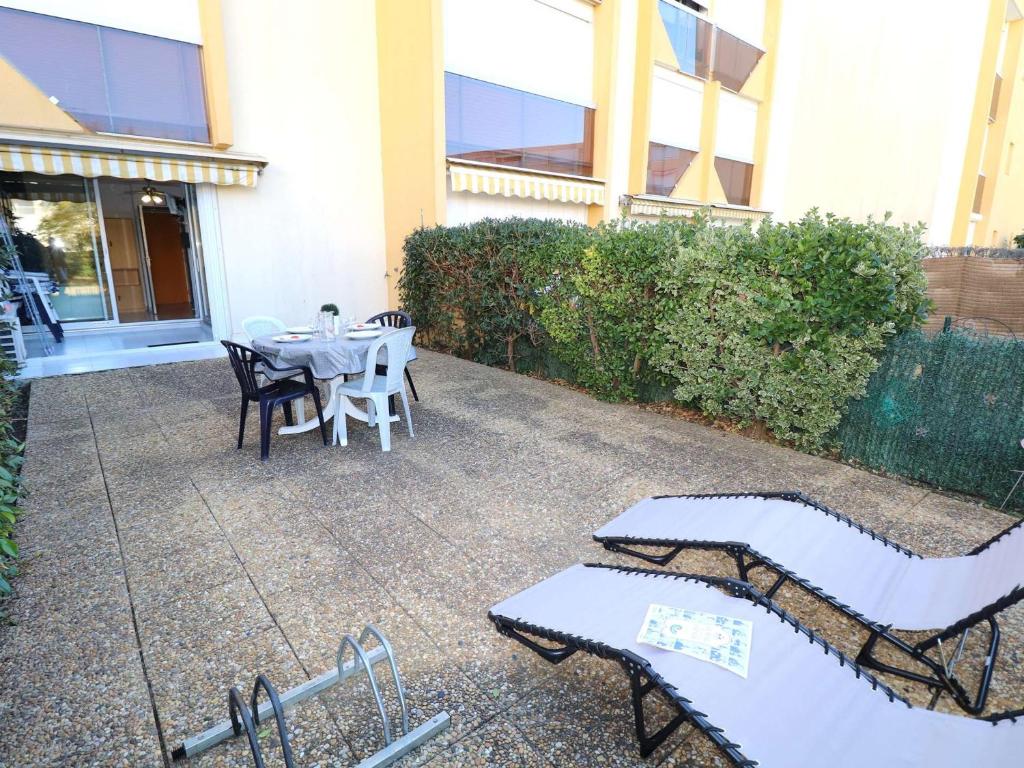 Appartement lumineux avec terrasse et parking sécurisé - FR-1-307-291 - 3