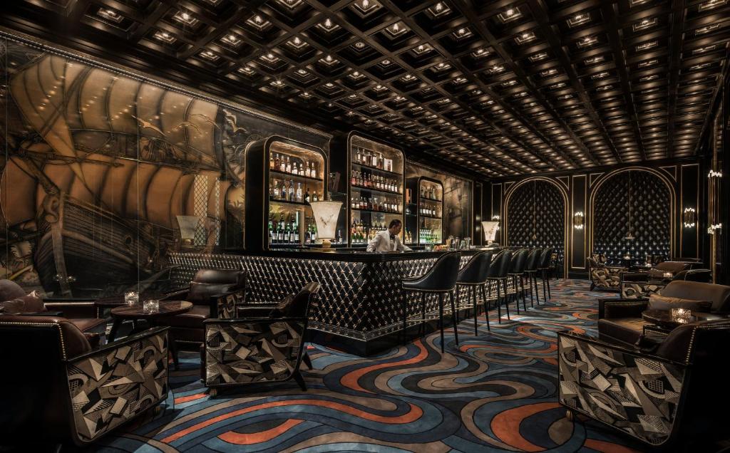 Bar/lounge