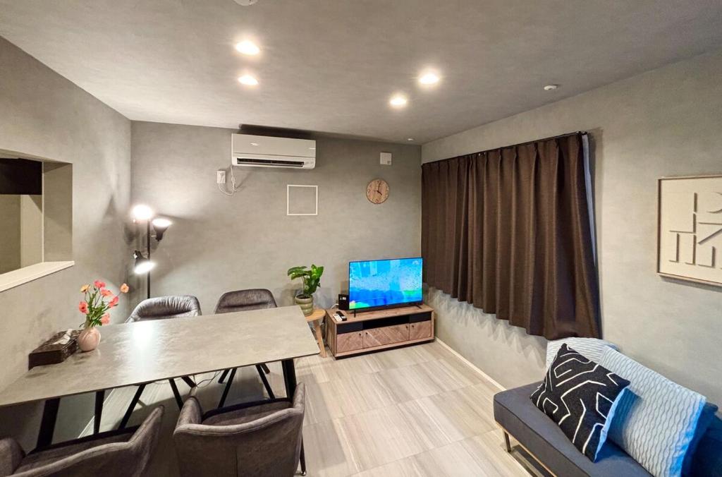 SALE Flawed Property with a loud music from neighbor but stay cheap in nice area