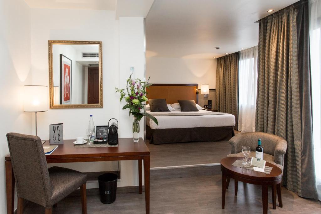 Hotel Balmoral — Hotel rooms in Barcelona, Catalonia