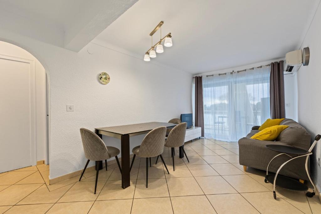 Apartamento Delta Muga con Vistas al Mar - 2