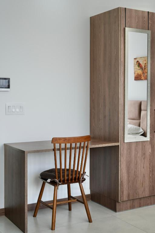 Seis Residences - 1