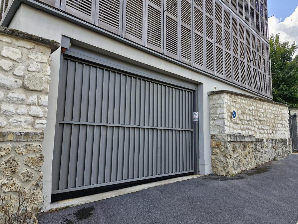 Le Pommery climatisé - terrasse et parking privé - 2