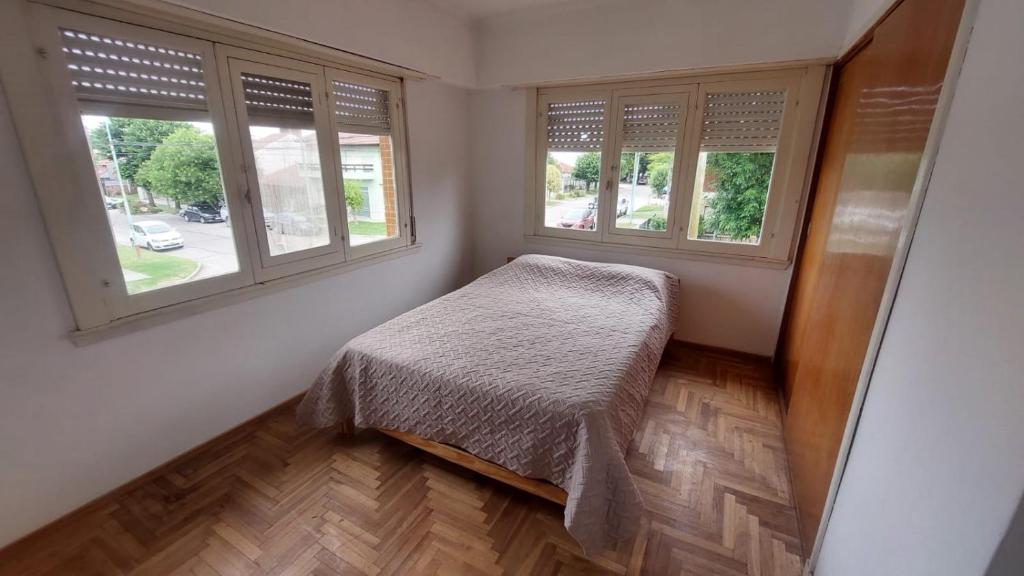 casa mar del plata 6 a 8 personas, cerca de la playa - 1