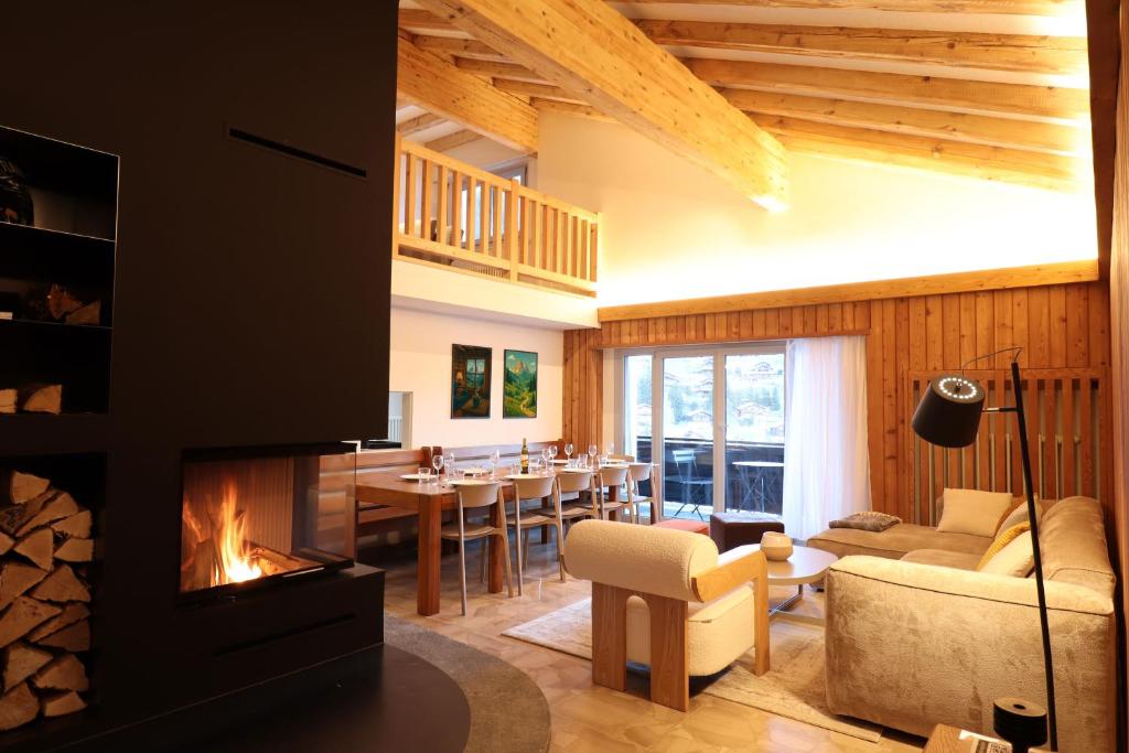 Apartment for 12 people - Renovated duplex - 1