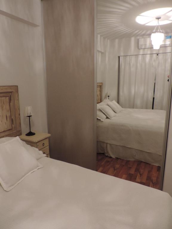 Apartment with Pool View 