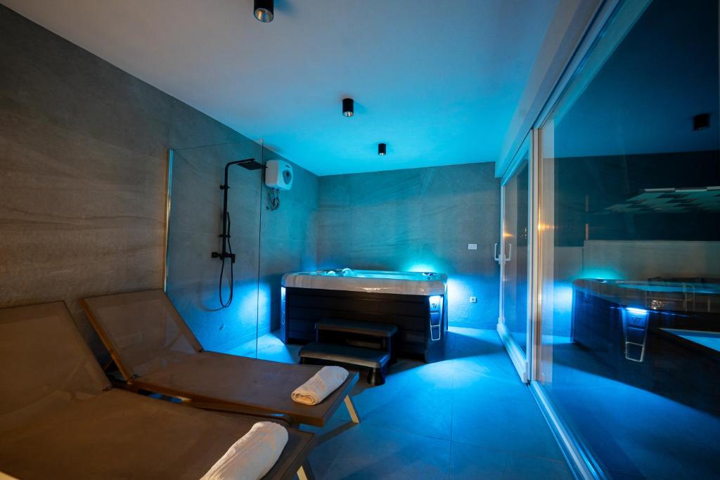 Villa Oasis Aria - 2