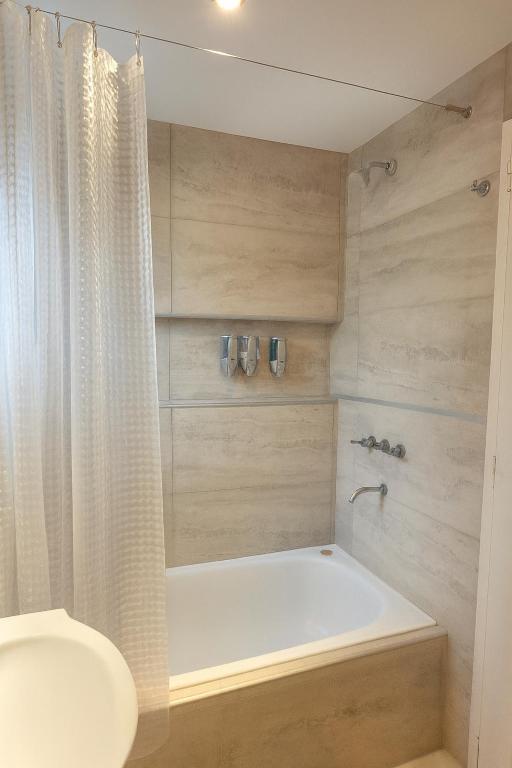 Duplex 3amb a 200mts de la laguna, Parrilla y Cochera - 4