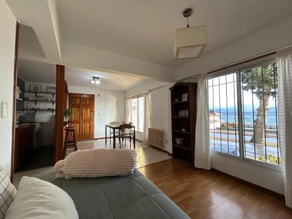 FRENTE AL LAGO con WIFI - 1