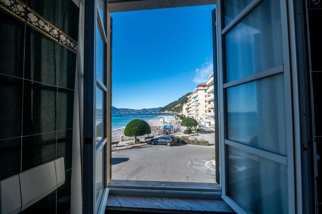 329 - Lord Nelson Chiavri - Appartamento 2 Fronte Mare - 4