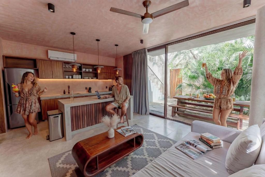 Modern 3BR Villa with 2 Pools & Rooftop Lounge - 3