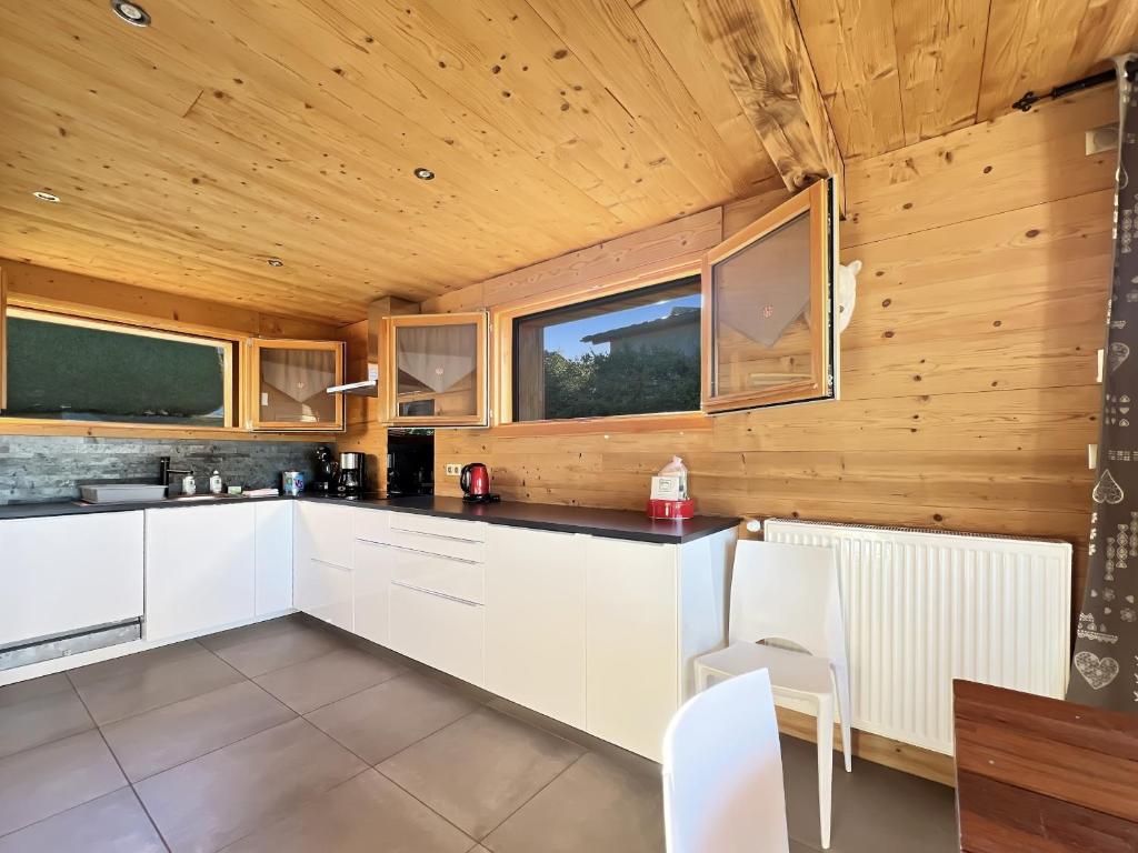 CH719 - Chalet 10 Pers aux Carroz - 5