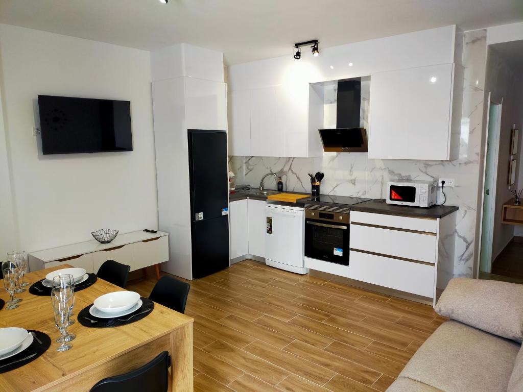 Apartamento Moderno con Encanto familiar en el Corazón de Peñíscola - 2