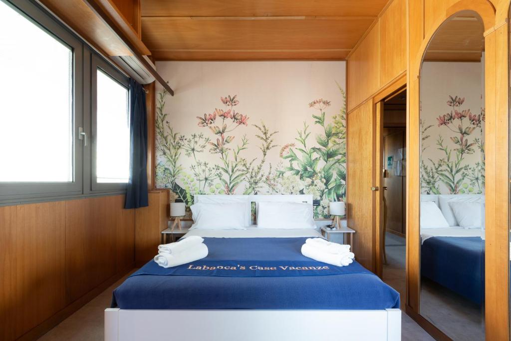 Labanca's Appia Suite - 1