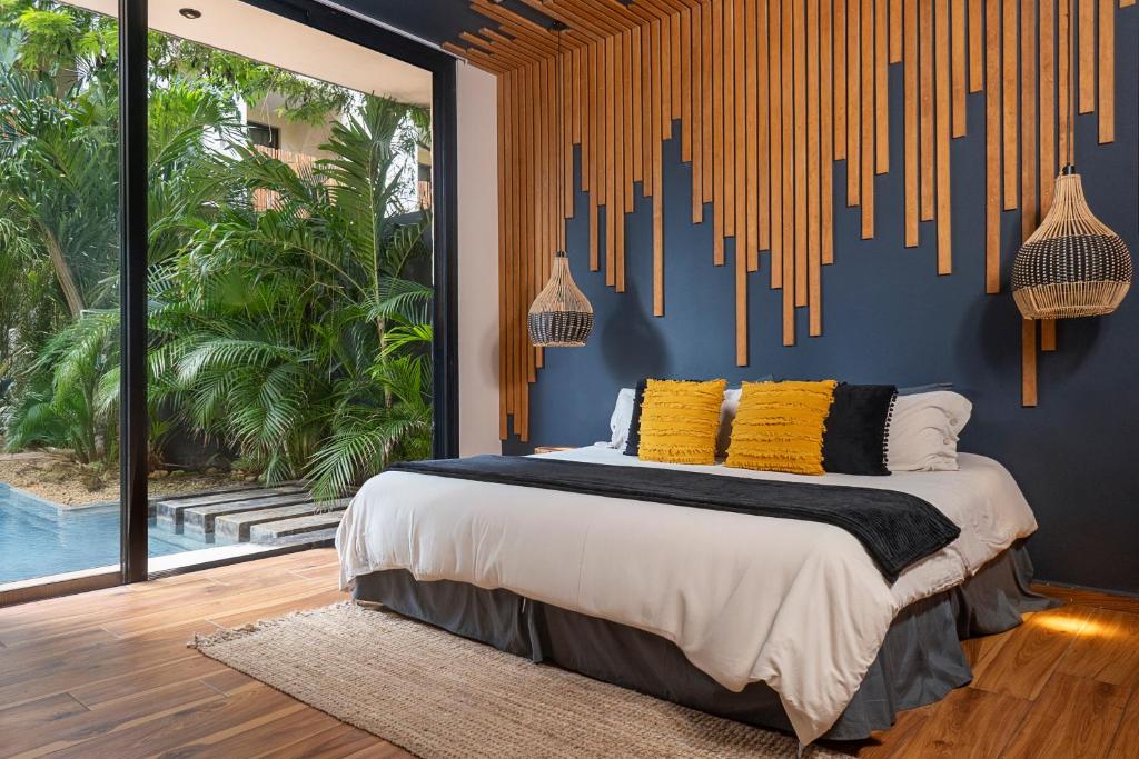Maison SisCōLinō 4Bdrm w/ SwimUp & Rooftop Pools - 3