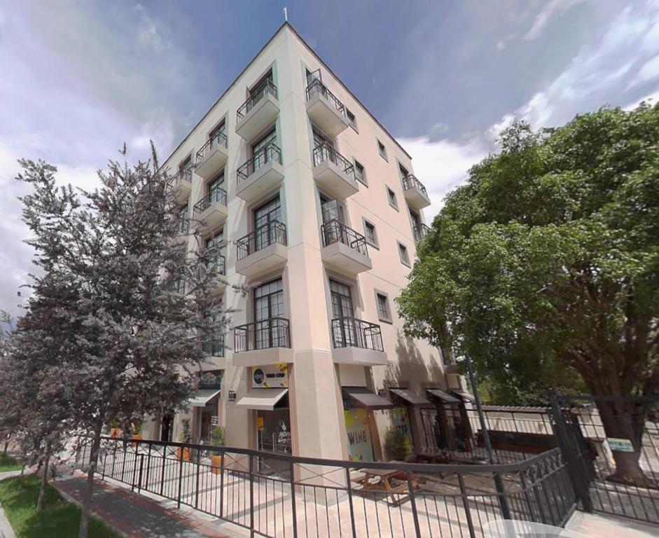 Sunlight Cumbaya - 2