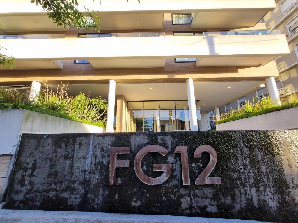 EG12 Playa Grande Aloha Host - 5