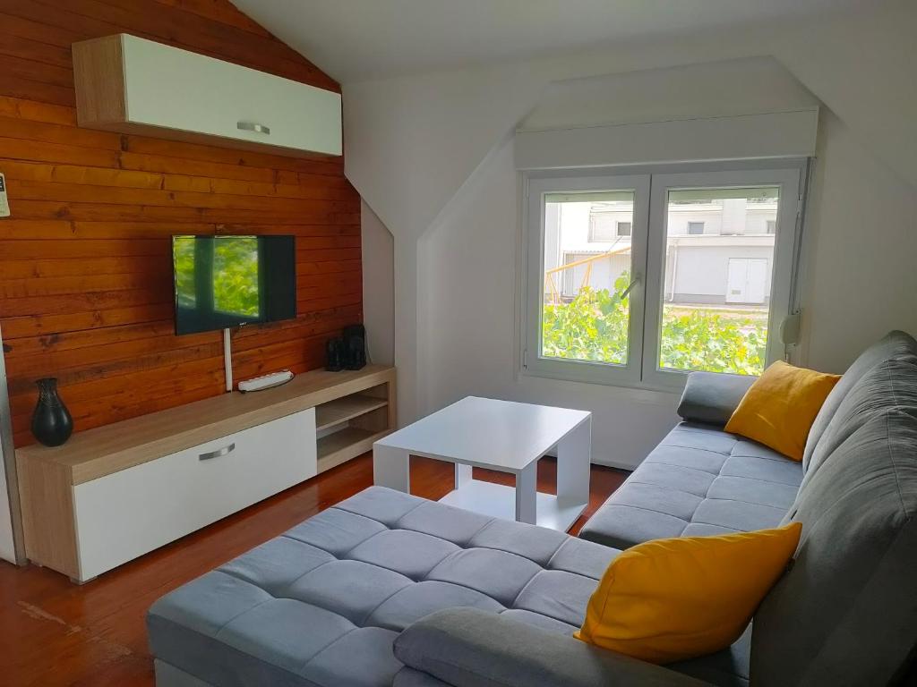Teos Apartments - 3