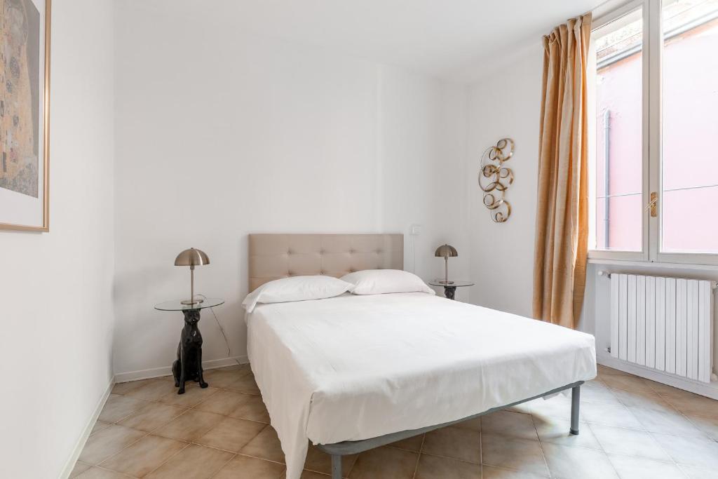 Gombruti Vintage Apartment by Wonderful Italy - 4
