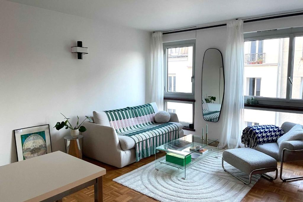 Modern comfort close to the Sacré-Cœur - 1