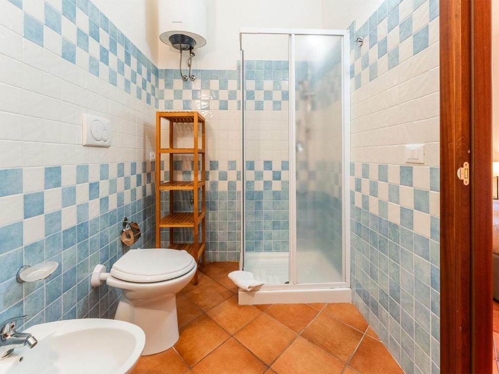 Bright 3 guest apartment with pool - 5