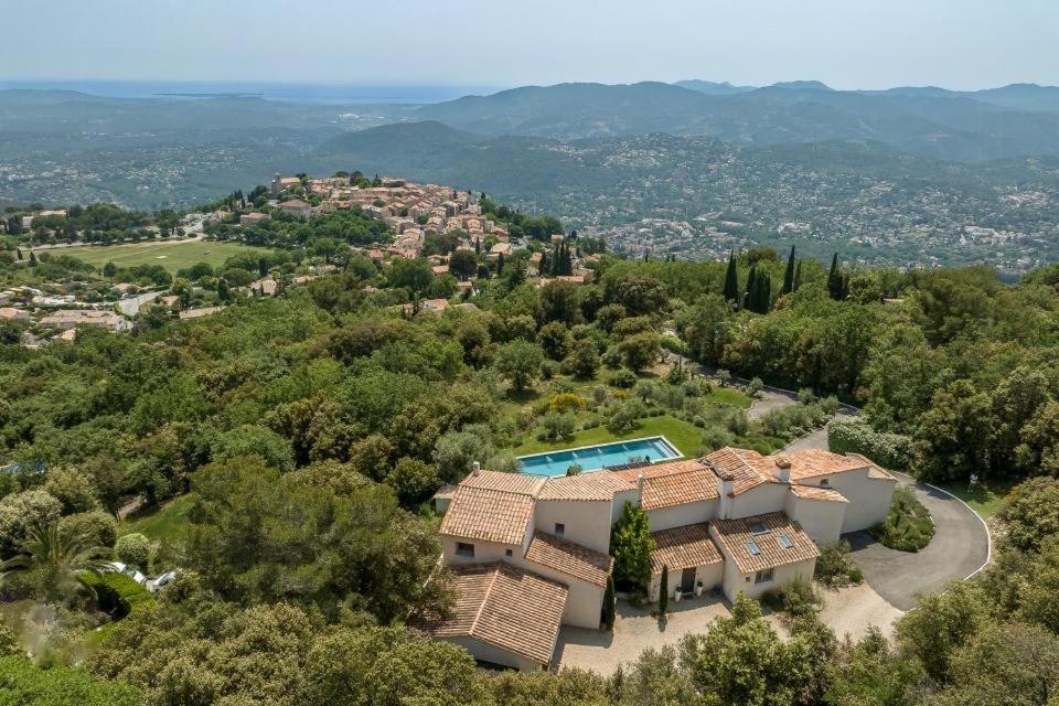 Mediterranean Villa With French Riviera Views - 3