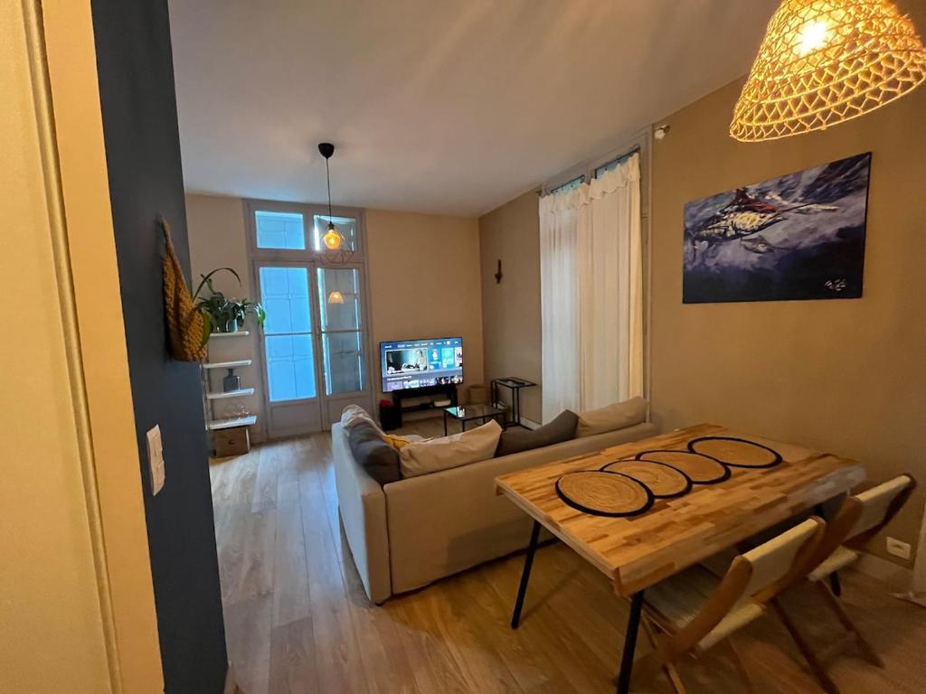 Bright, spacious apartment a stone's throw from Les Halles - 3