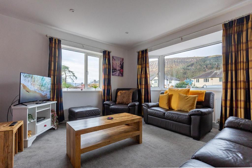 Shelter Stone - dog-friendly cottage with enclosed garden in Keswick