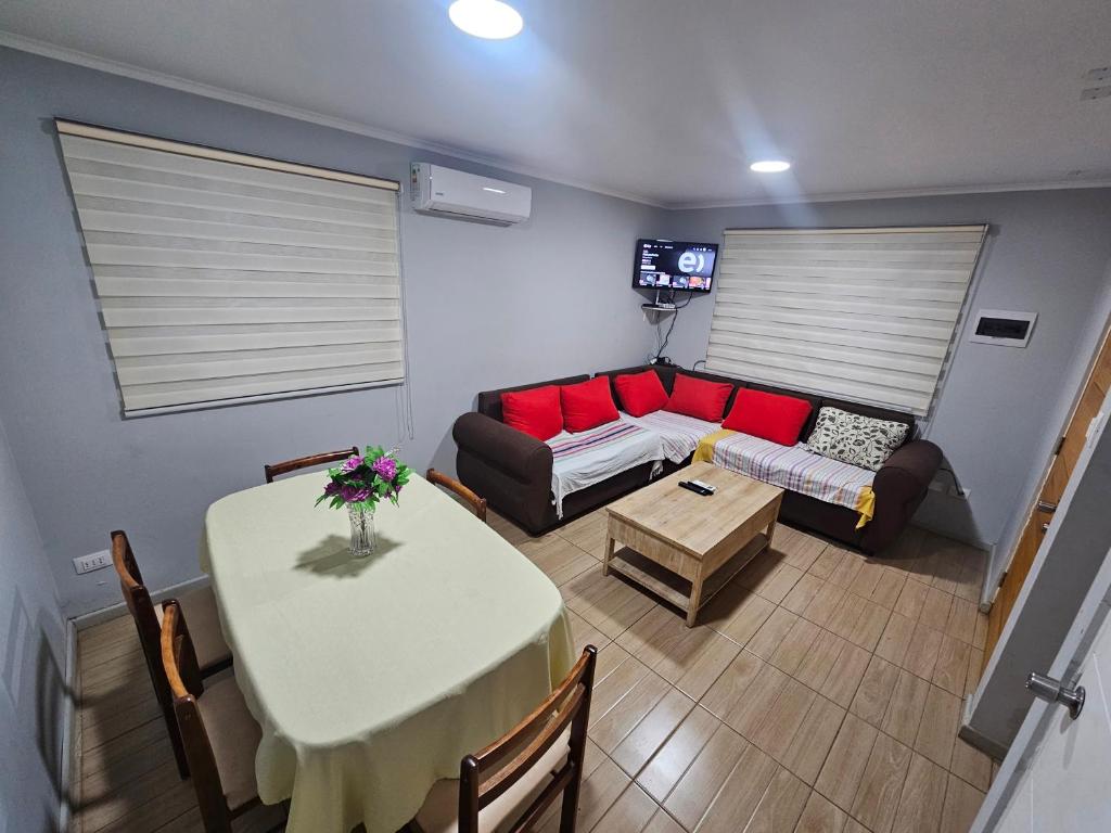 Casa con estacionamiento privado - 4
