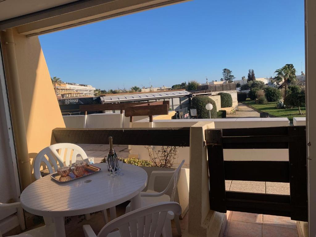 611 Studio 2 pers Port Nature 6 vue jardin - 1
