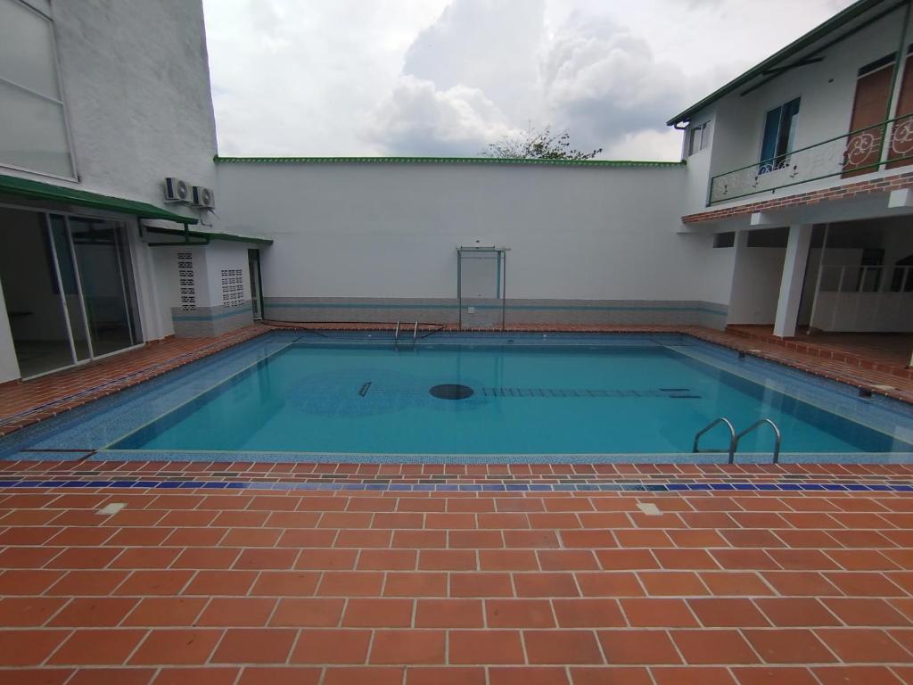 Hotel Camino al Llano - 3