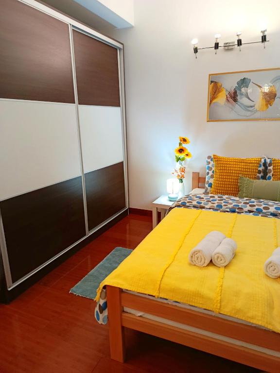 Urban Garden Apartments - Sunflower 2 - 5