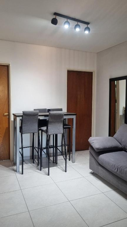 Excellent location, very comfortable, - 5