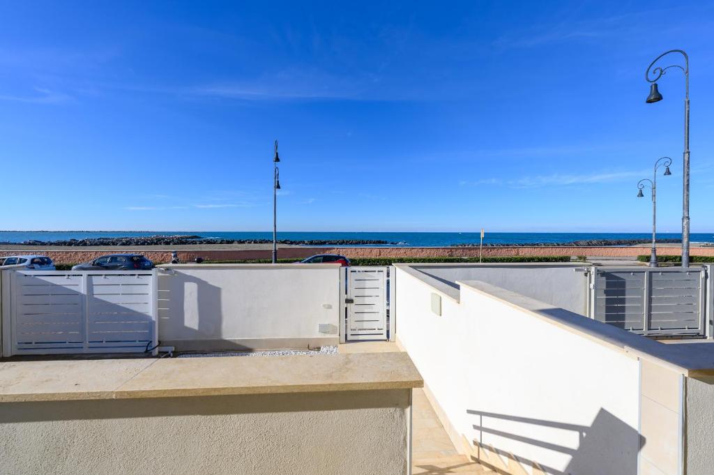 Fronte Mare House - 10 min to Airport - Netflix - 2