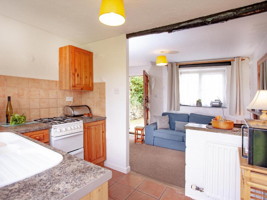 Byre, Looe photo 3