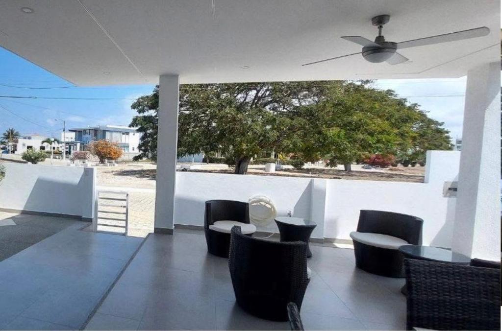 Lujosa casa salinas - 2