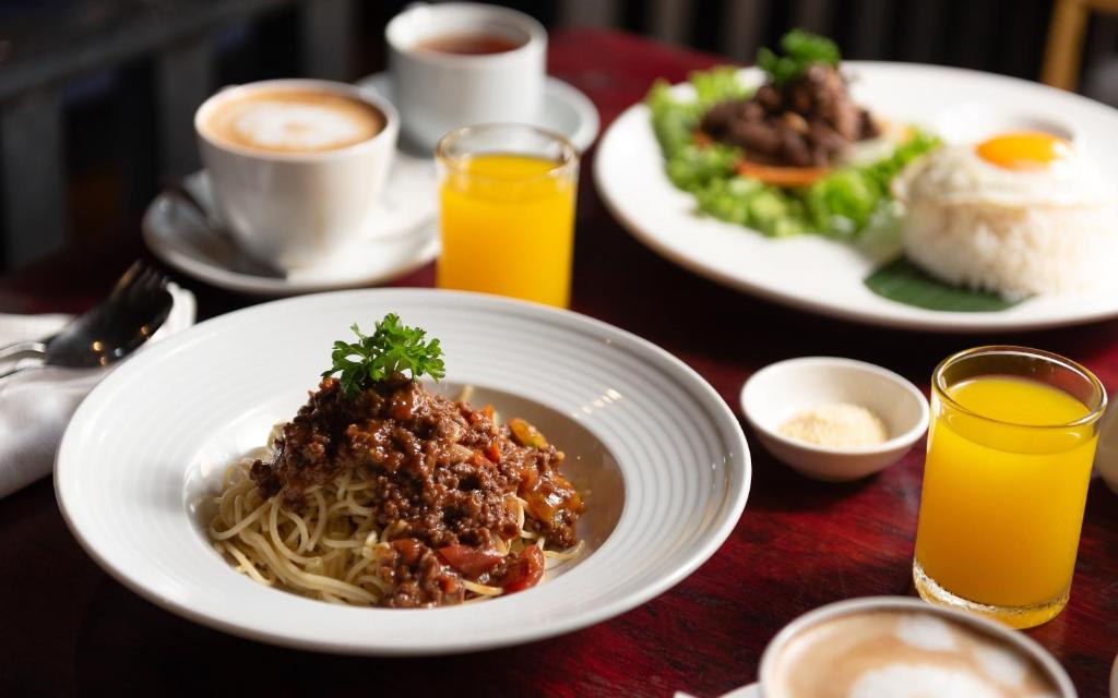 อาหารและเครื่องดื่ม