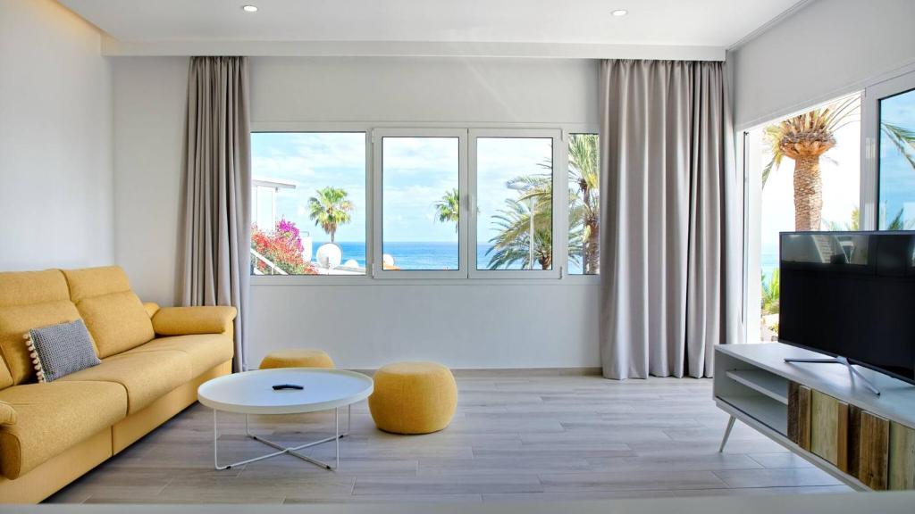 Deva Beach Boutique Apartments - 3