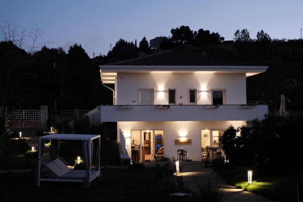 L'Amarena Garden House - 2